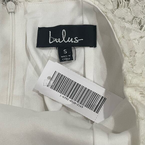 Lulu’s White Lace Tiered Mini Skirt – High Waist Pencil Fit Size Small - Picture 4 of 4